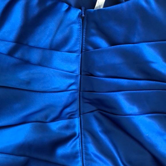 2 David’s Bridal Bridesmaid Party Dresses - Size 4 - Picture 6 of 7